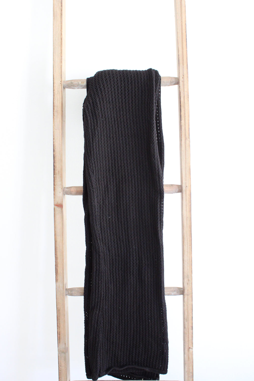 Runaway Crochet Black Beach Set