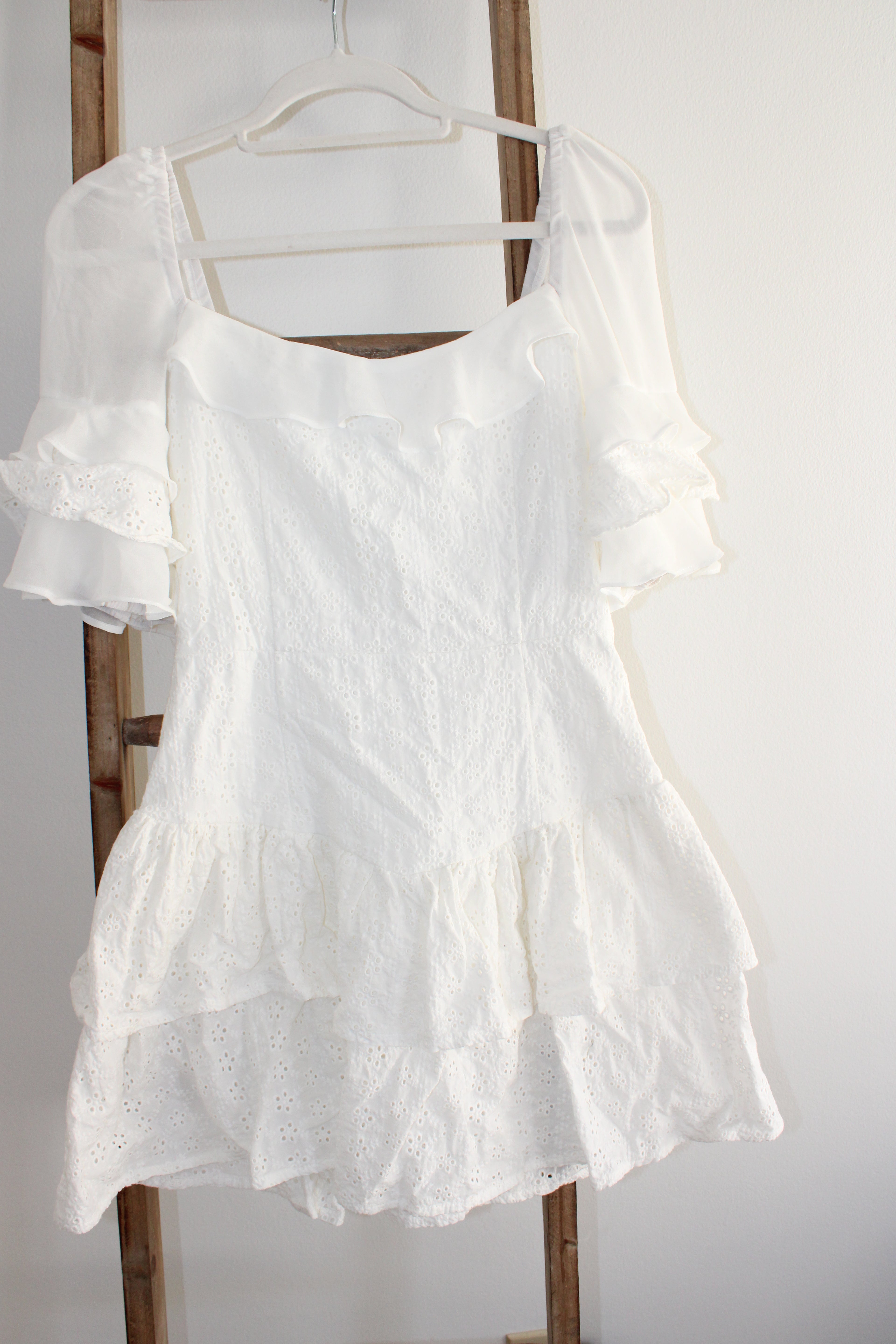 Bisou Bisou White Dress